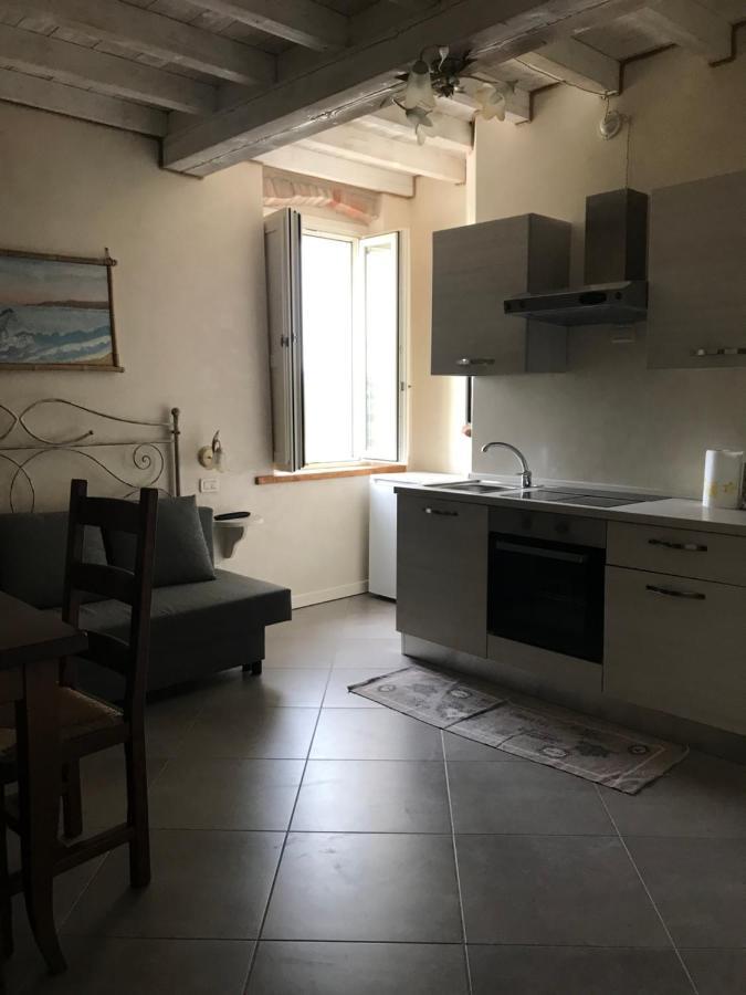 Casal Del Pigno Hotel Peschiera del Garda Bagian luar foto