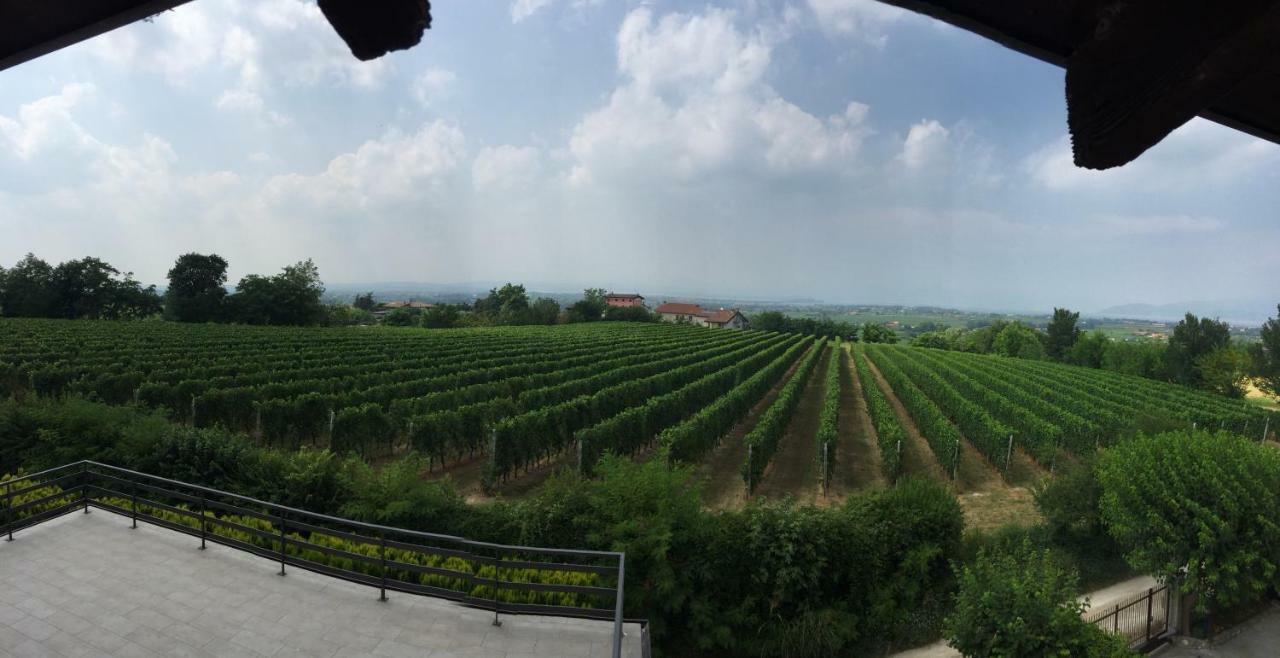 Casal Del Pigno Hotel Peschiera del Garda Bagian luar foto